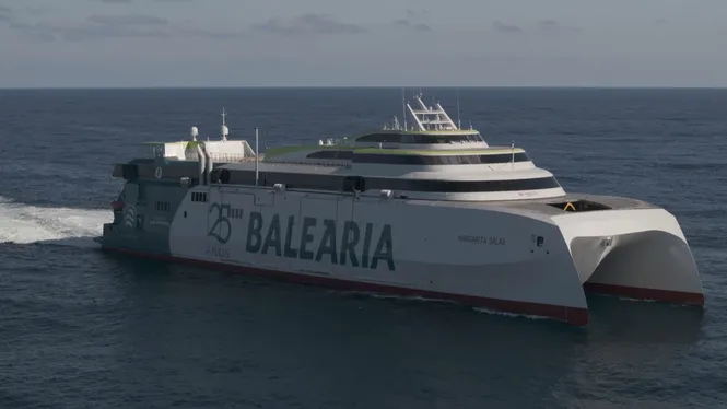 Baleària 希望在 7 月初增加一艘新的双体船，连接马略卡岛、梅诺卡岛和巴塞罗那